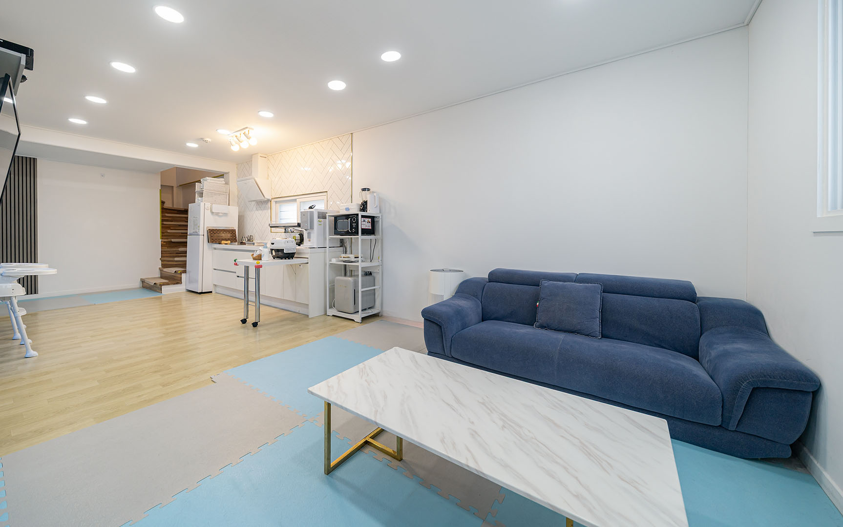 슬라이드 이미지8