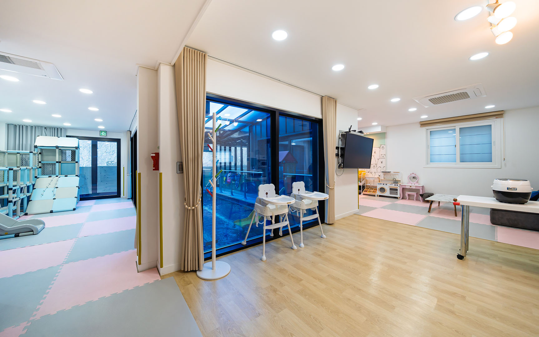 슬라이드 이미지2