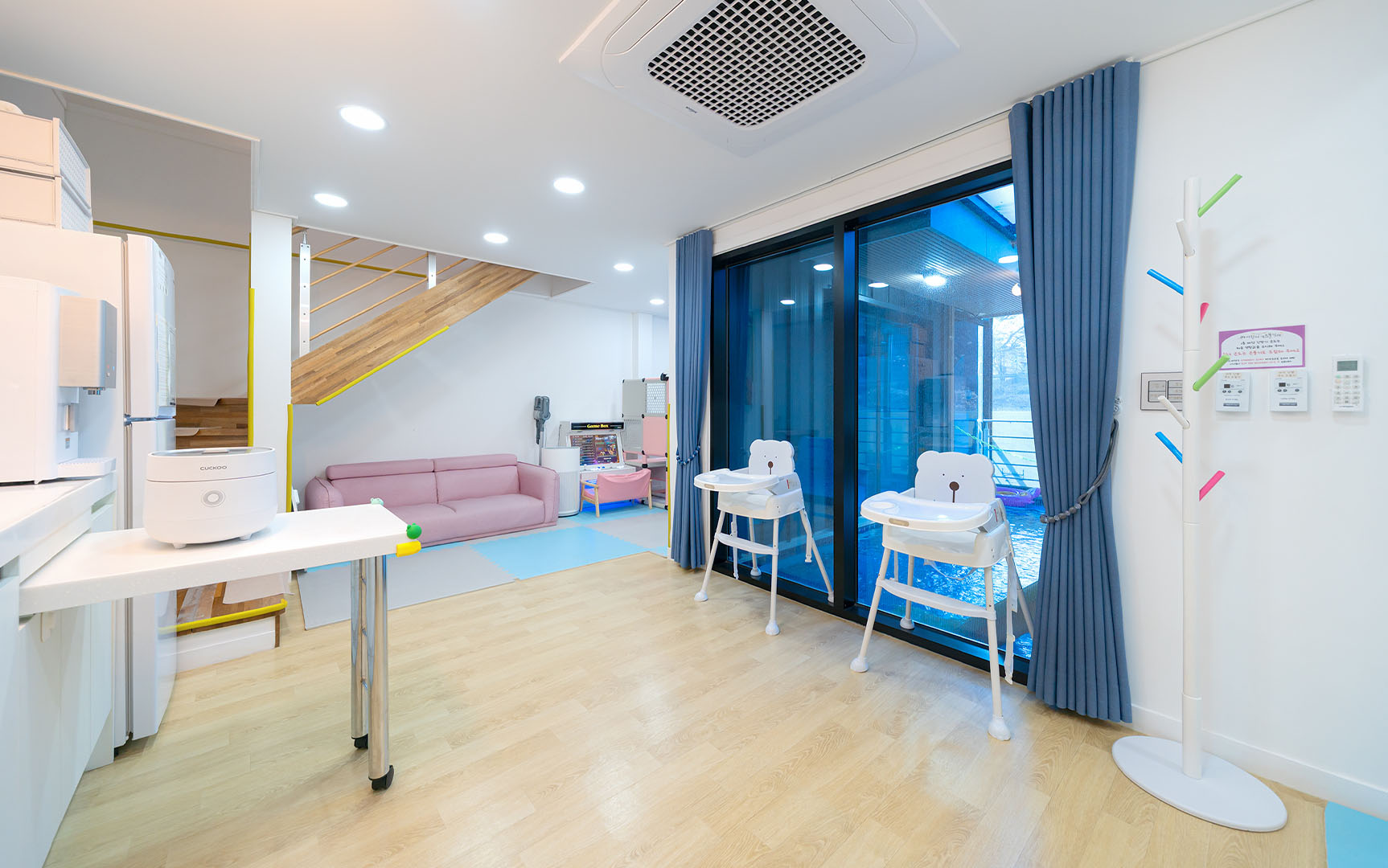 슬라이드 이미지12