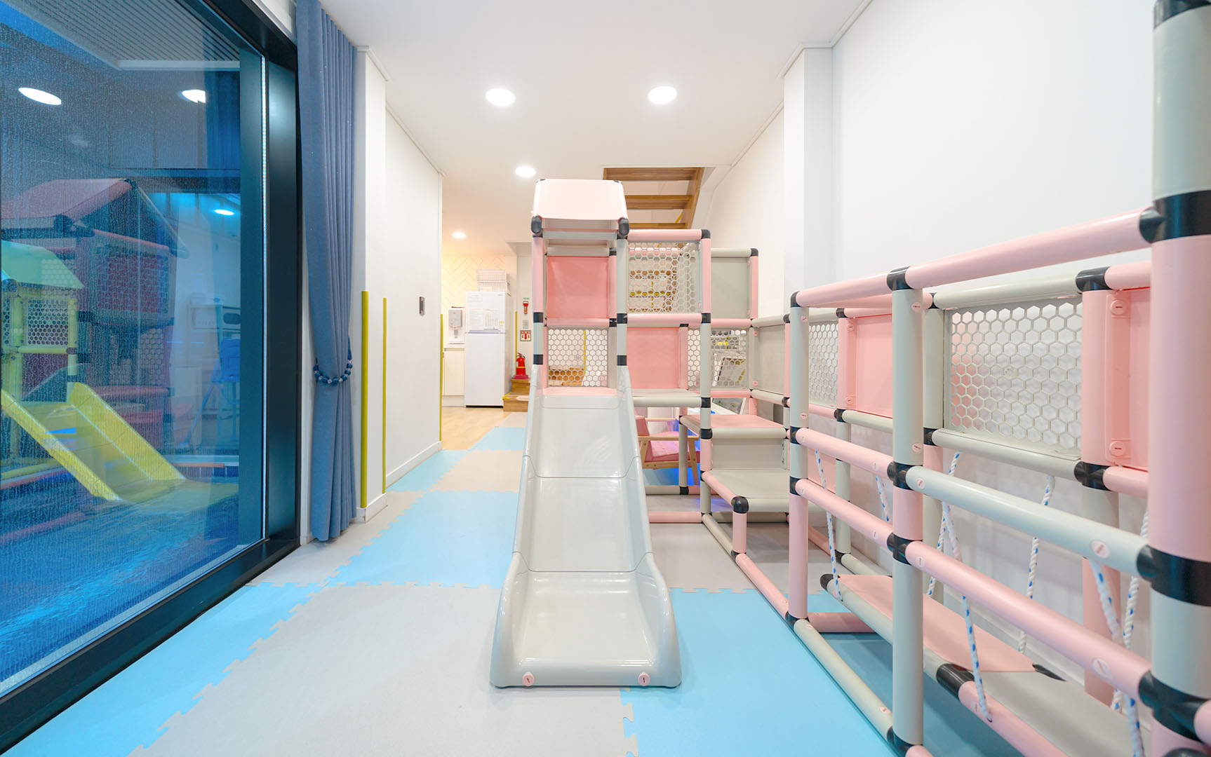 슬라이드 이미지4